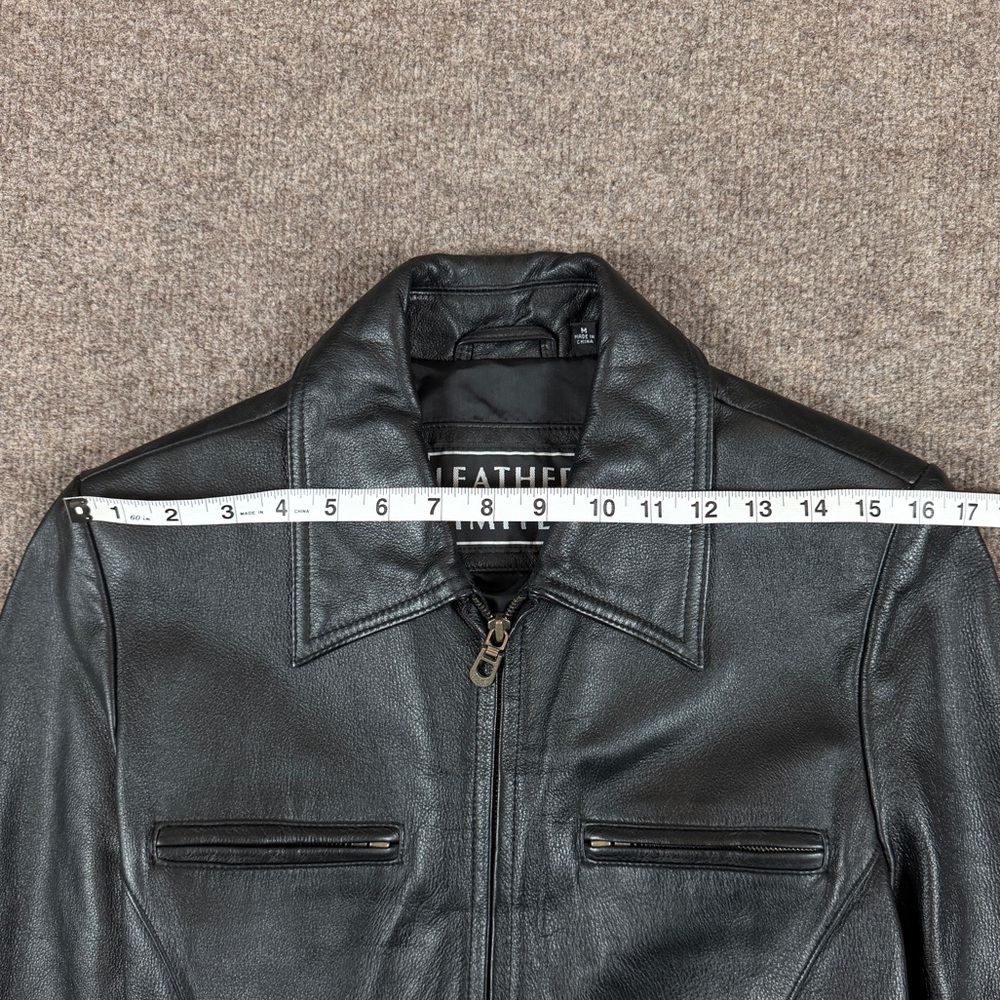 Black belted jacket - Picture 8 of 10